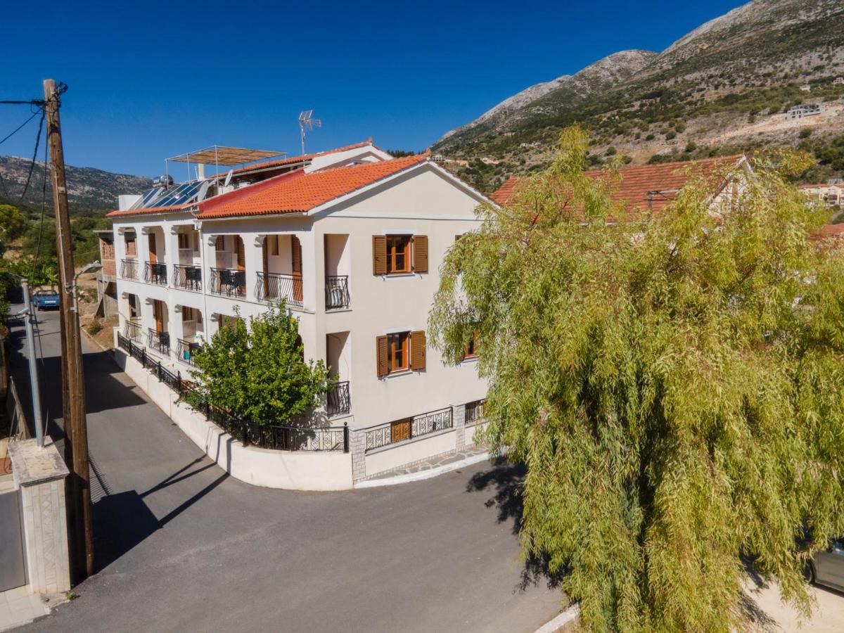 Alexatos Studios & Apartments Agia Efimia Luaran gambar
