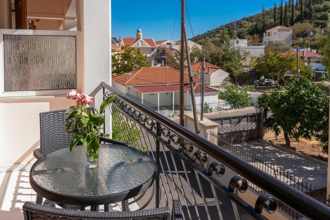 Alexatos Studios & Apartments Agia Efimia Luaran gambar