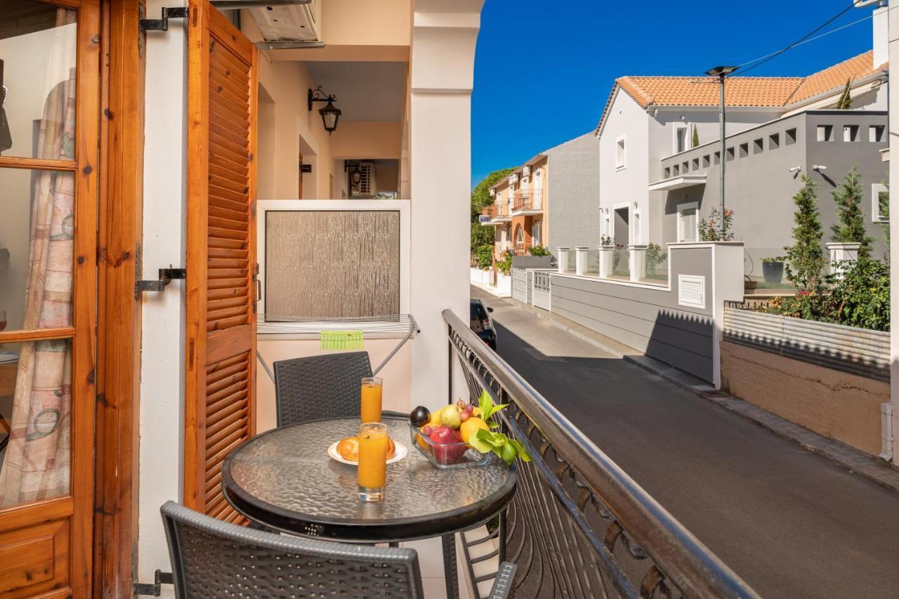 Alexatos Studios & Apartments Agia Efimia Luaran gambar