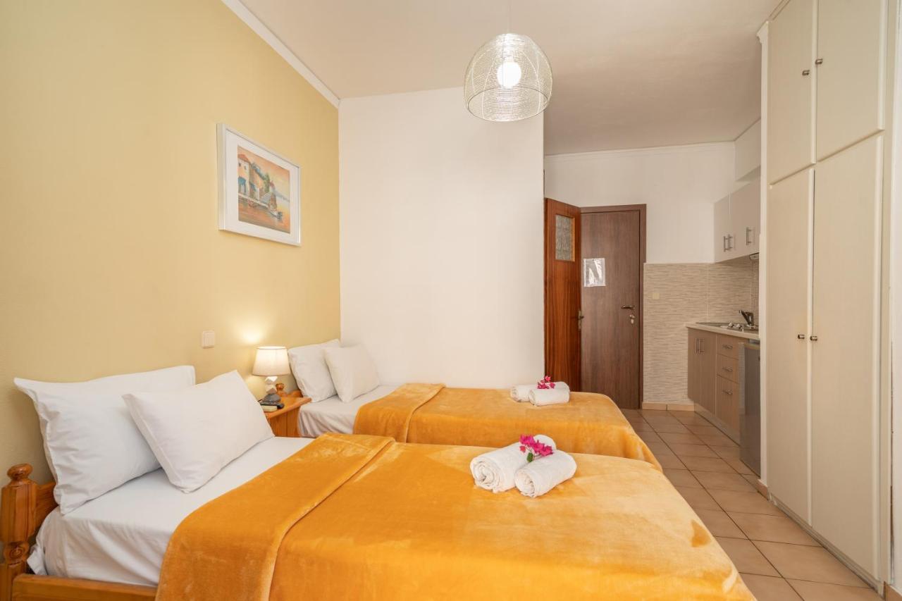 Alexatos Studios & Apartments Agia Efimia Luaran gambar