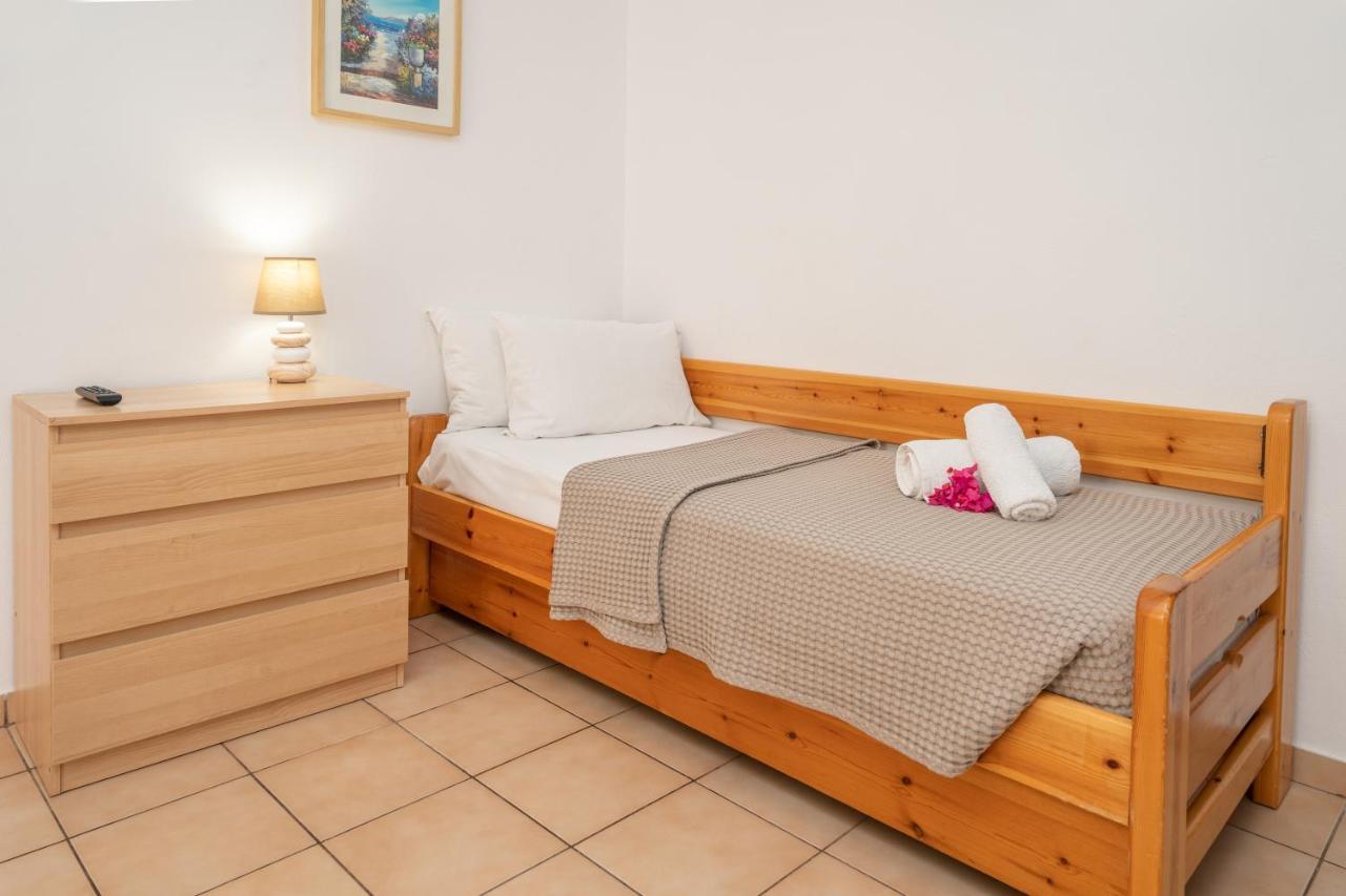 Alexatos Studios & Apartments Agia Efimia Luaran gambar