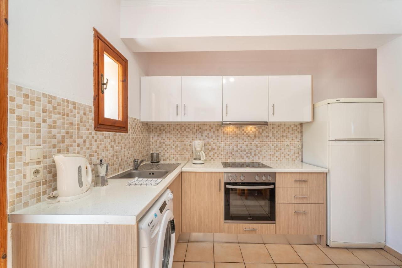 Alexatos Studios & Apartments Agia Efimia Luaran gambar