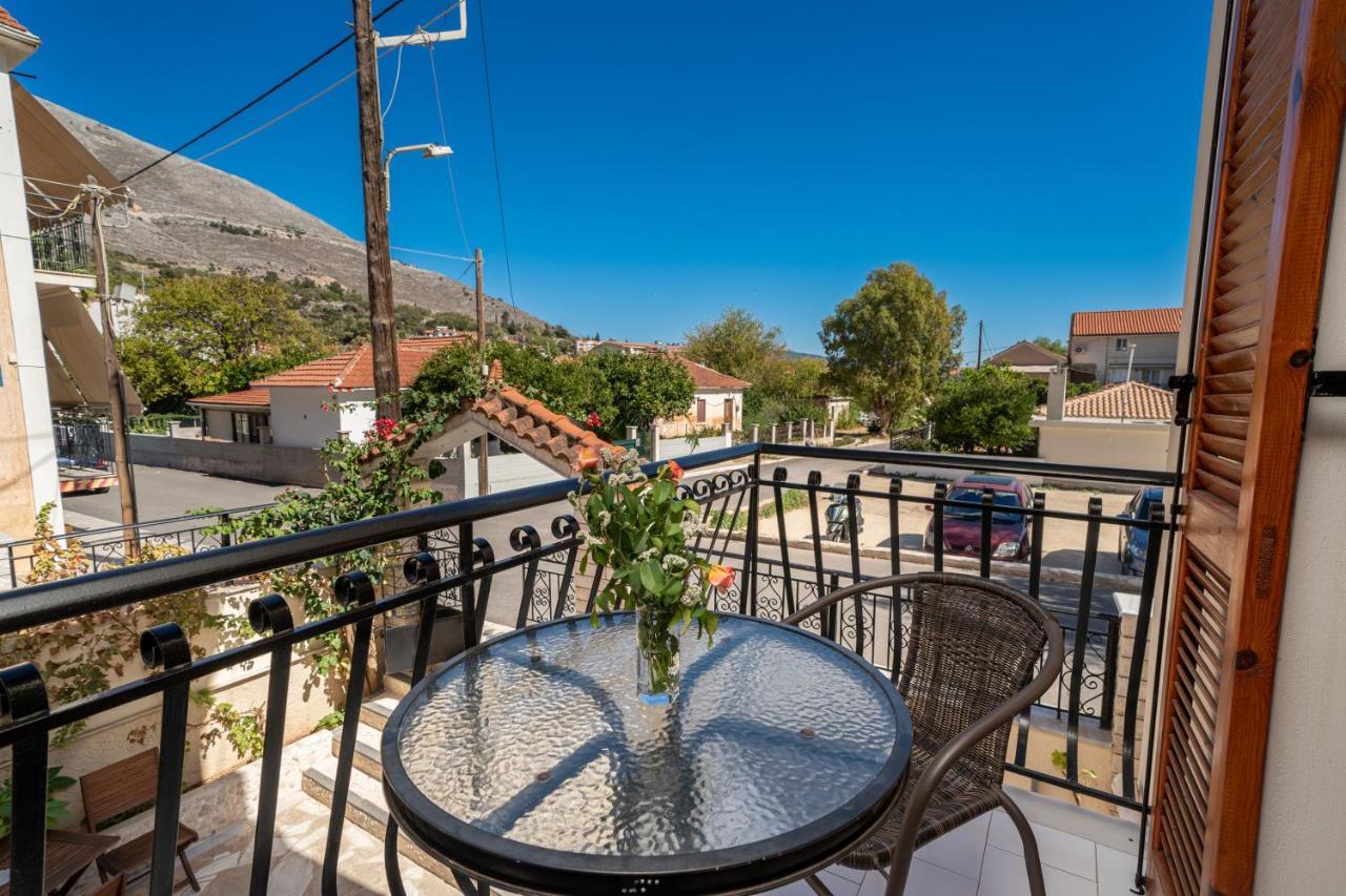 Alexatos Studios & Apartments Agia Efimia Luaran gambar