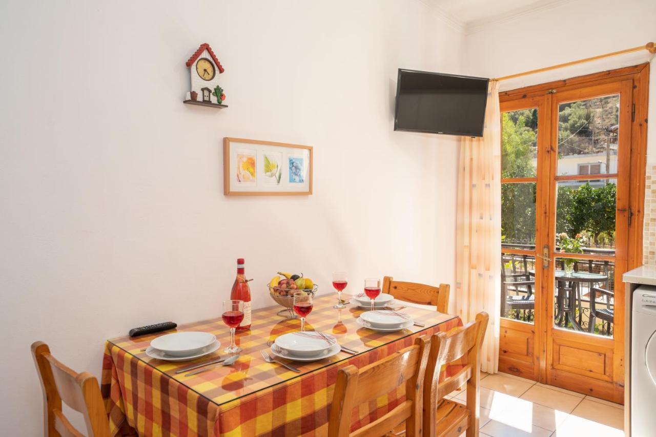Alexatos Studios & Apartments Agia Efimia Luaran gambar