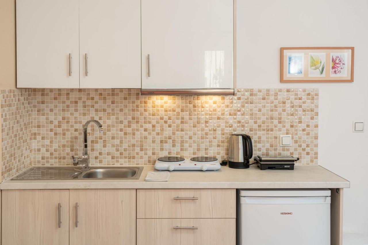 Alexatos Studios & Apartments Agia Efimia Luaran gambar